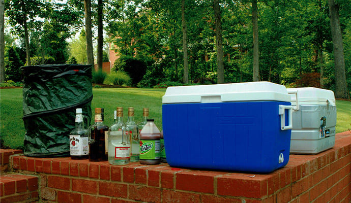 Rusty Putter cooler setup on the golf course